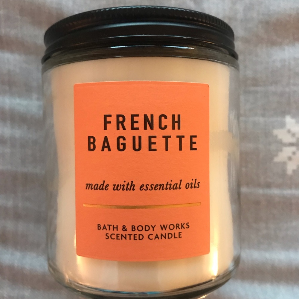 Bath & Body Works French Baguette Candle